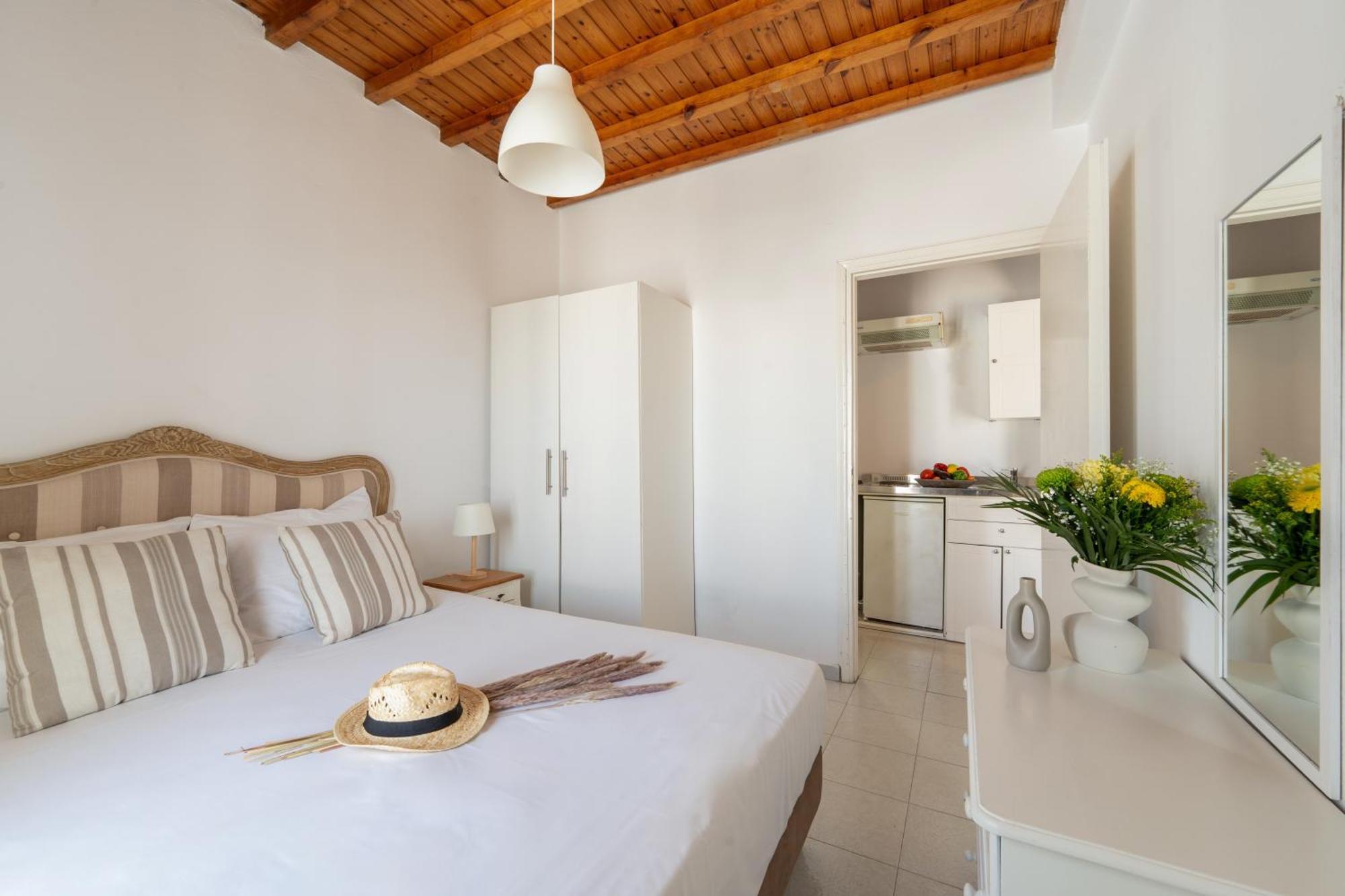 Seaview Central Suites Mykonos Town Екстер'єр фото