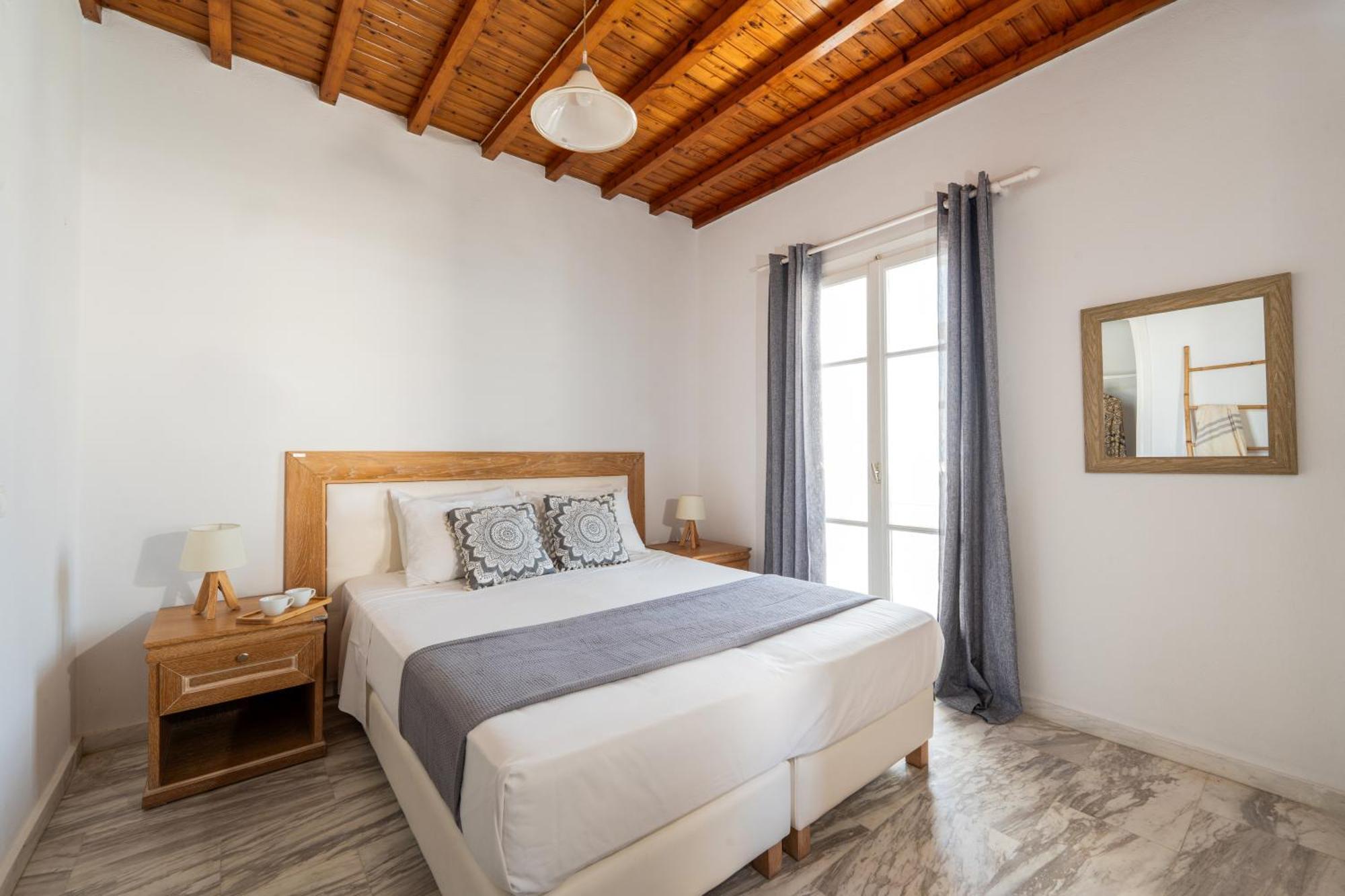 Seaview Central Suites Mykonos Town Екстер'єр фото